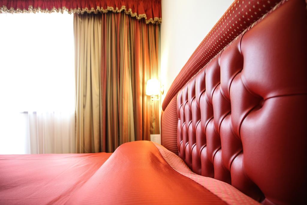 Sartori's Hotel Lavis Esterno foto