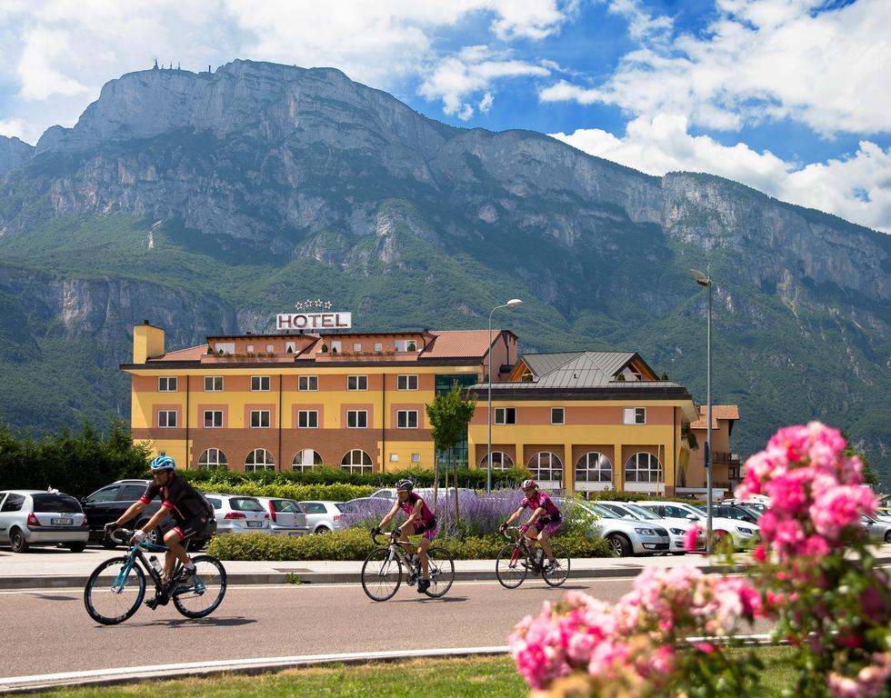 Sartori's Hotel Lavis Esterno foto